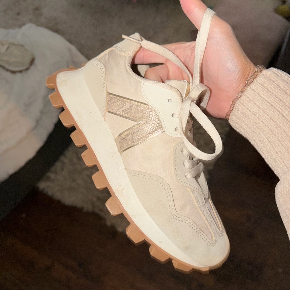 Stylish Beige Women's Sneakers